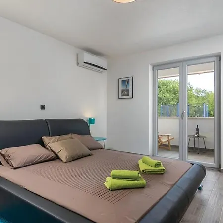 Vila Ina Labin (Istria)