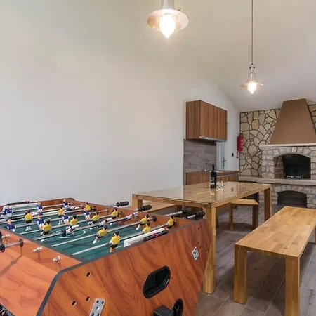 Βίλα Vila Ina