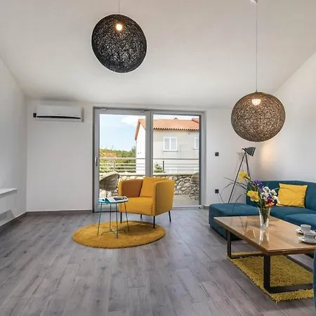 Vila Ina Villa *