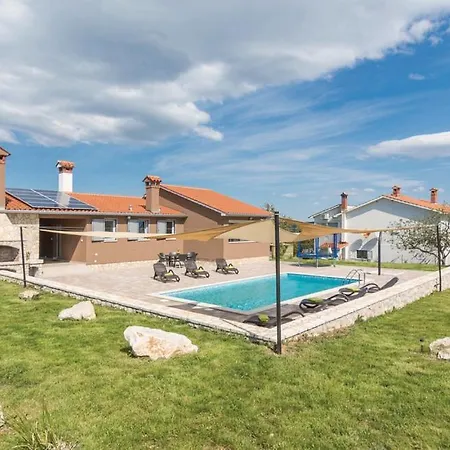 Vila Ina Villa