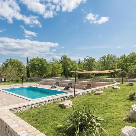 Vila Ina Labin (Istria)